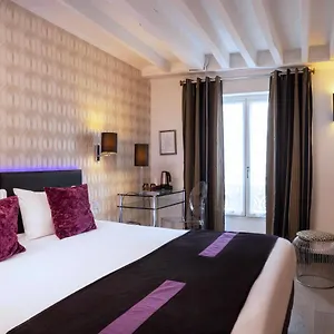Otel Atn, Paris