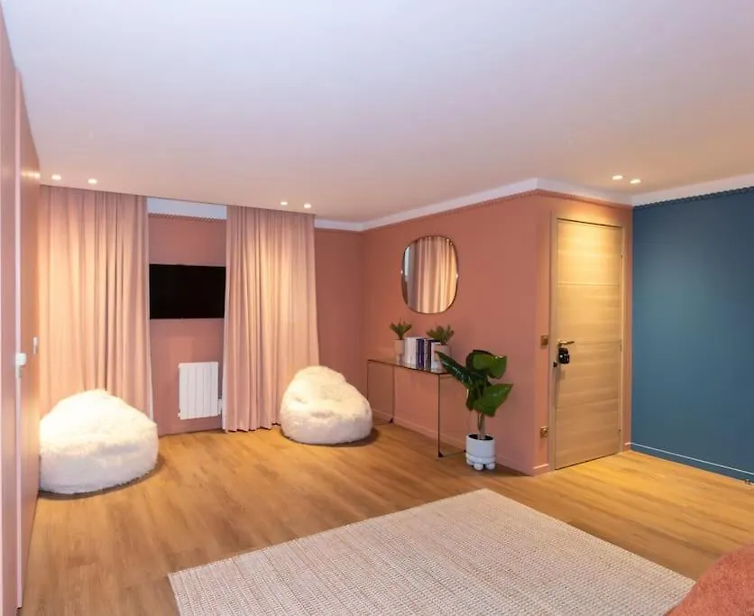 Apartment Center Of Paris Bastille By Studio Prestige 0*,  France