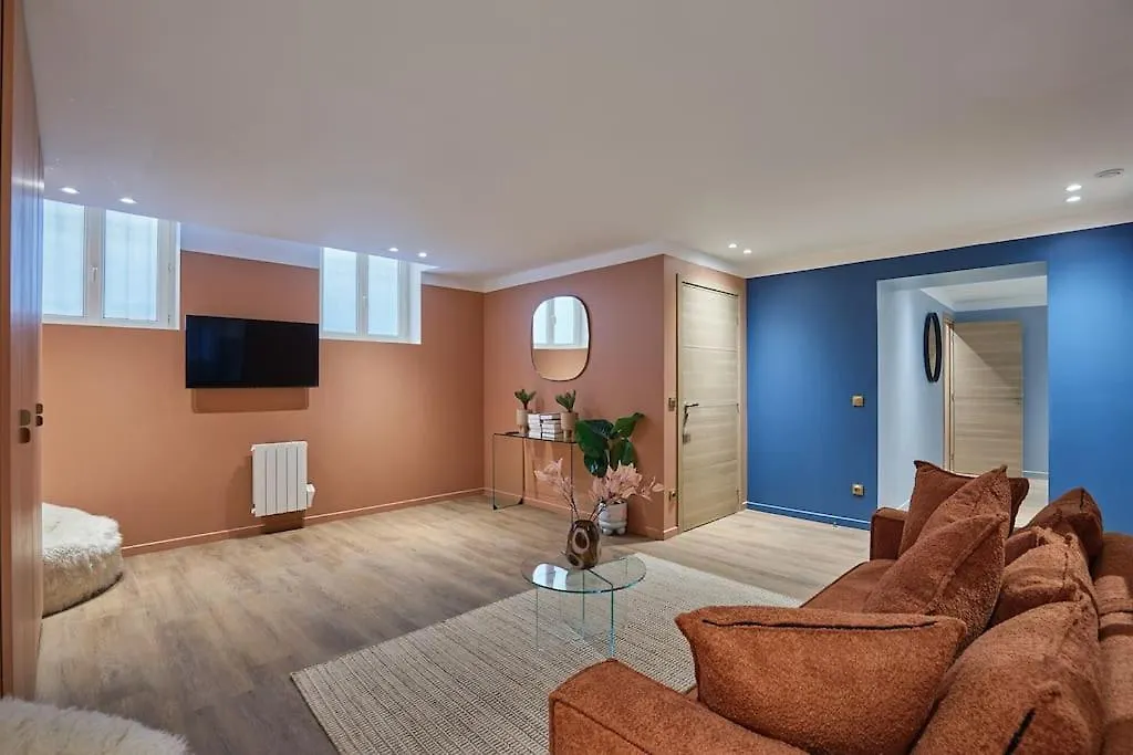 Apartment Center Of Paris Bastille By Studio Prestige