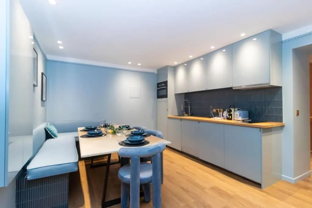 Apartment Center Of Paris Bastille By Studio Prestige